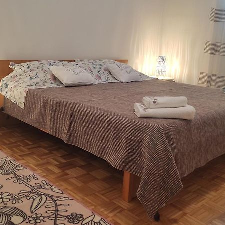 Apartment Irene Pula Bagian luar foto