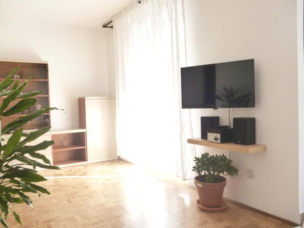 Apartment Irene Pula Bagian luar foto